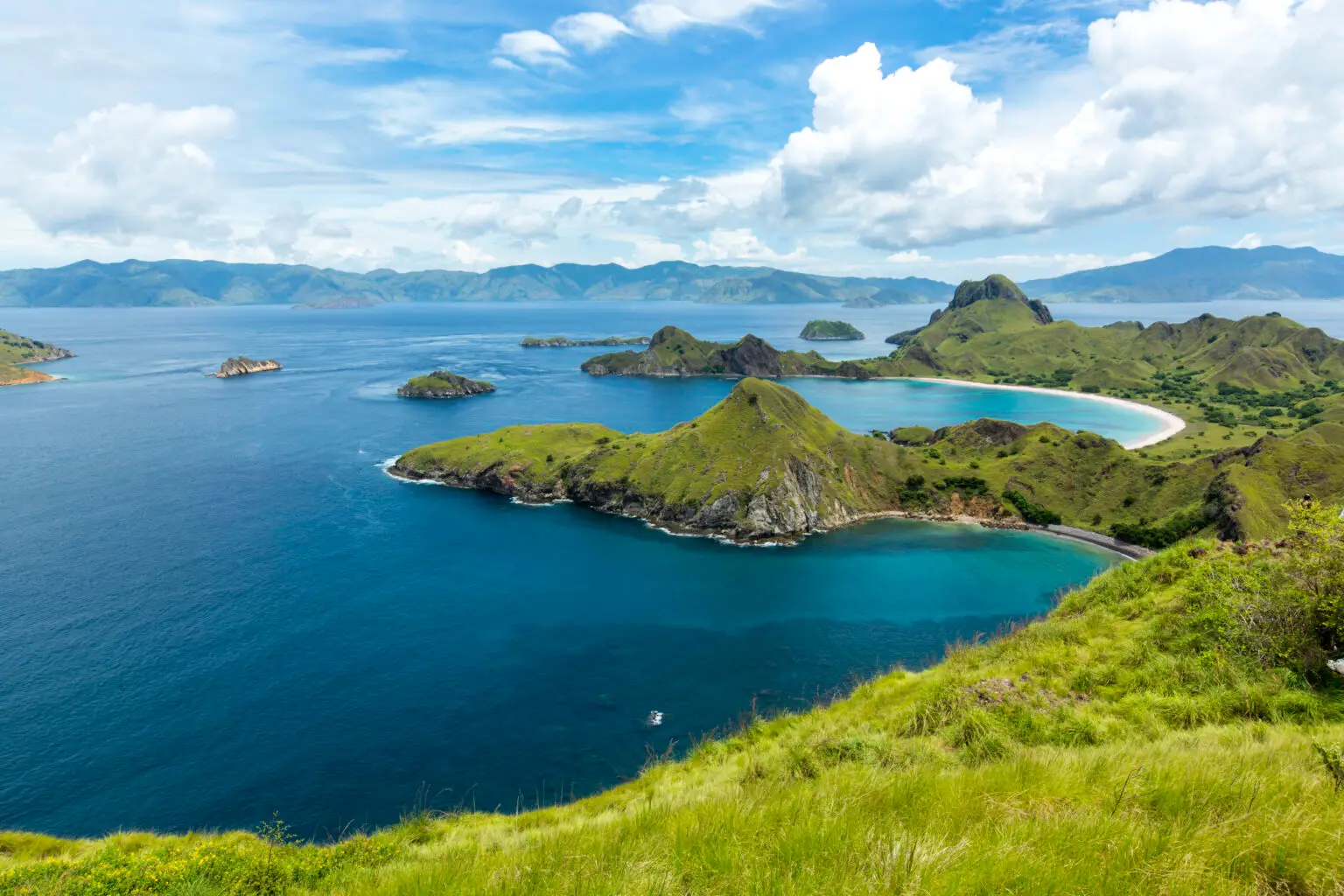 Padar island, Komodo National Park: sixty visitors a day, and no entry between 11am and 3pm.© Wonderful Indonesia